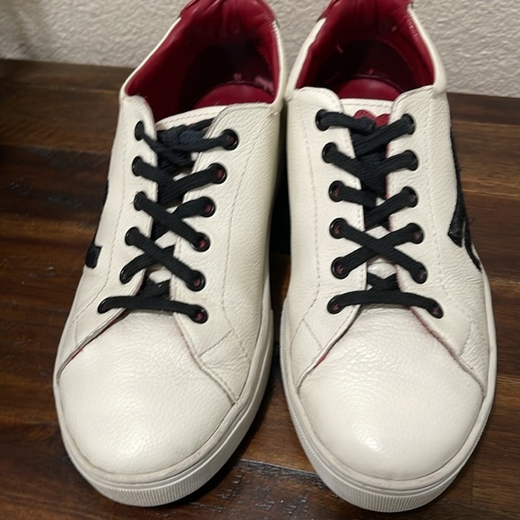 Brighton Love Me Beige Red Sneakers size 8.5 Valentines - Picture 14 of 17